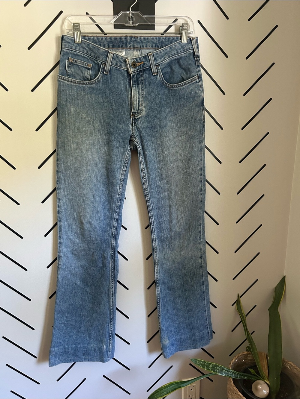 Vintage women’s carhartt medium wash low rise boot cut jeans